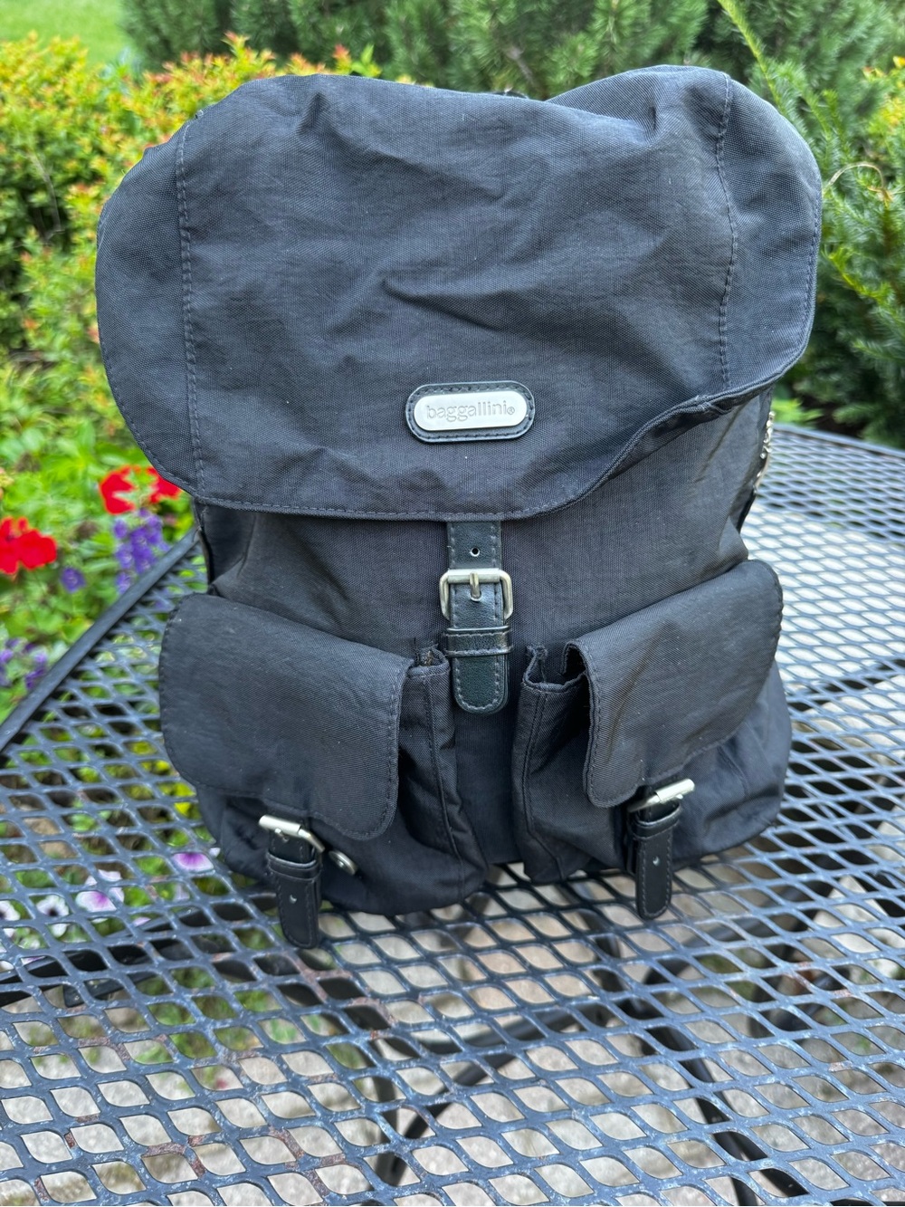 Baggallini Black Canvas Rucksack Backpack for Men